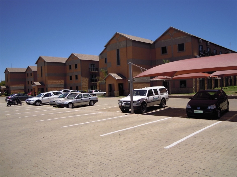 1 Bedroom Property for Sale in Langenhovenpark Free State